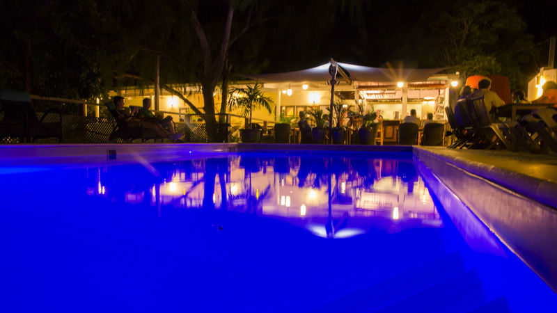 Апарт отель Caribbean Club Bonaire Экстерьер фото